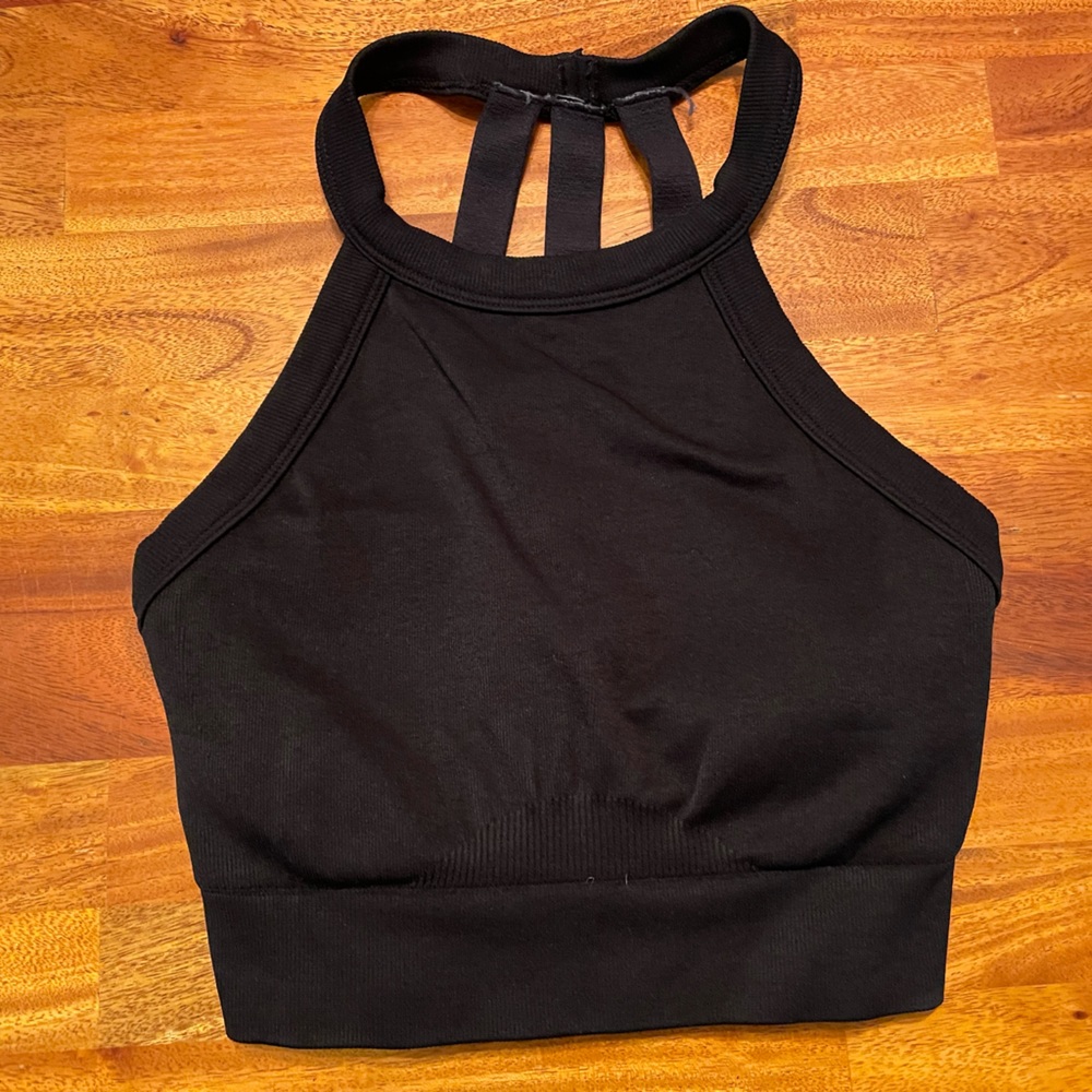 Fabletics High-Neck Sports Bra
